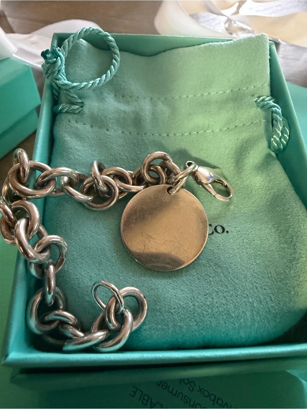 Tiffany & Co. Silver round RTT charm bracelet - Picture 3 of 6